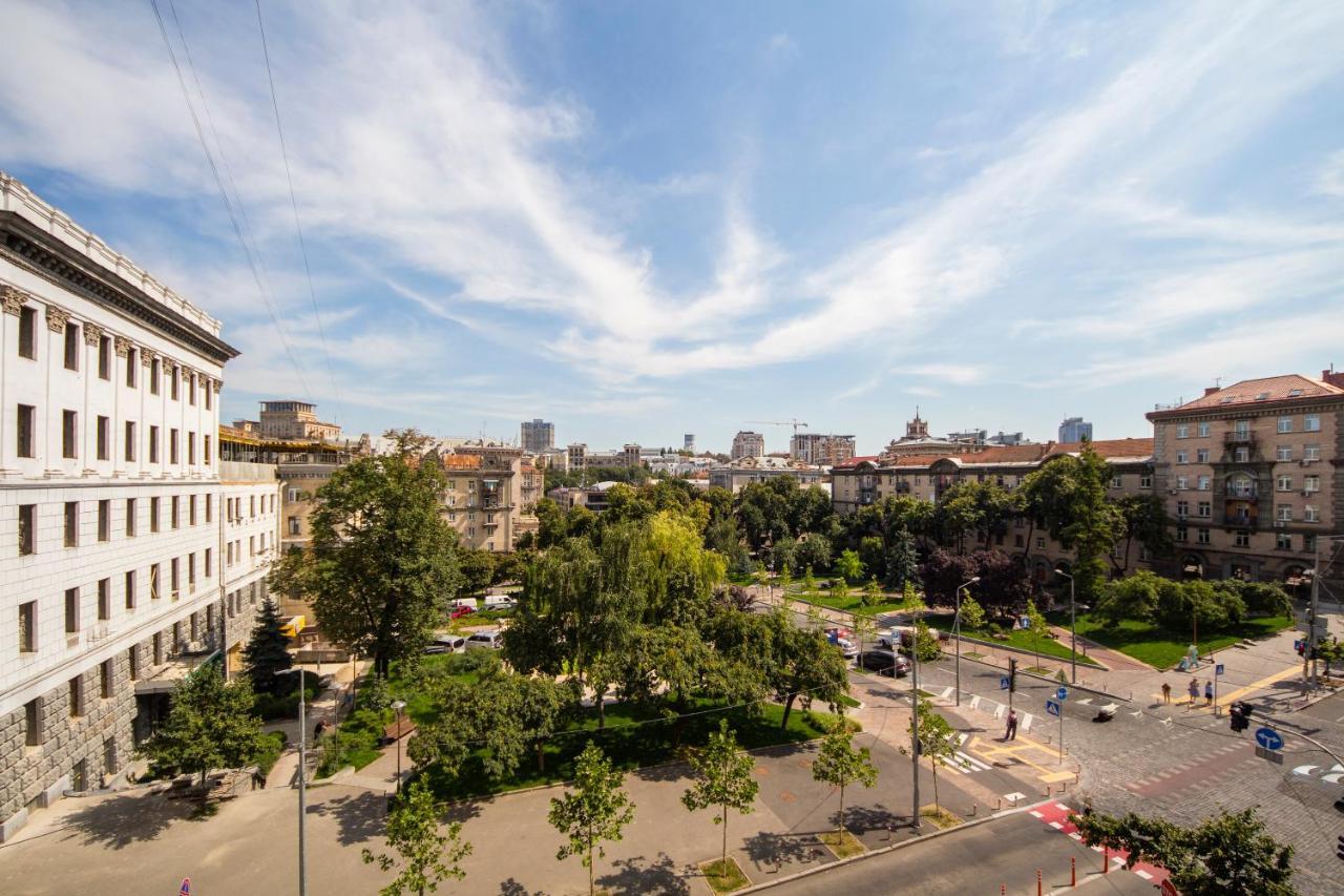 Dayflat Apartments Khreschatyk Kyiv Exterior photo