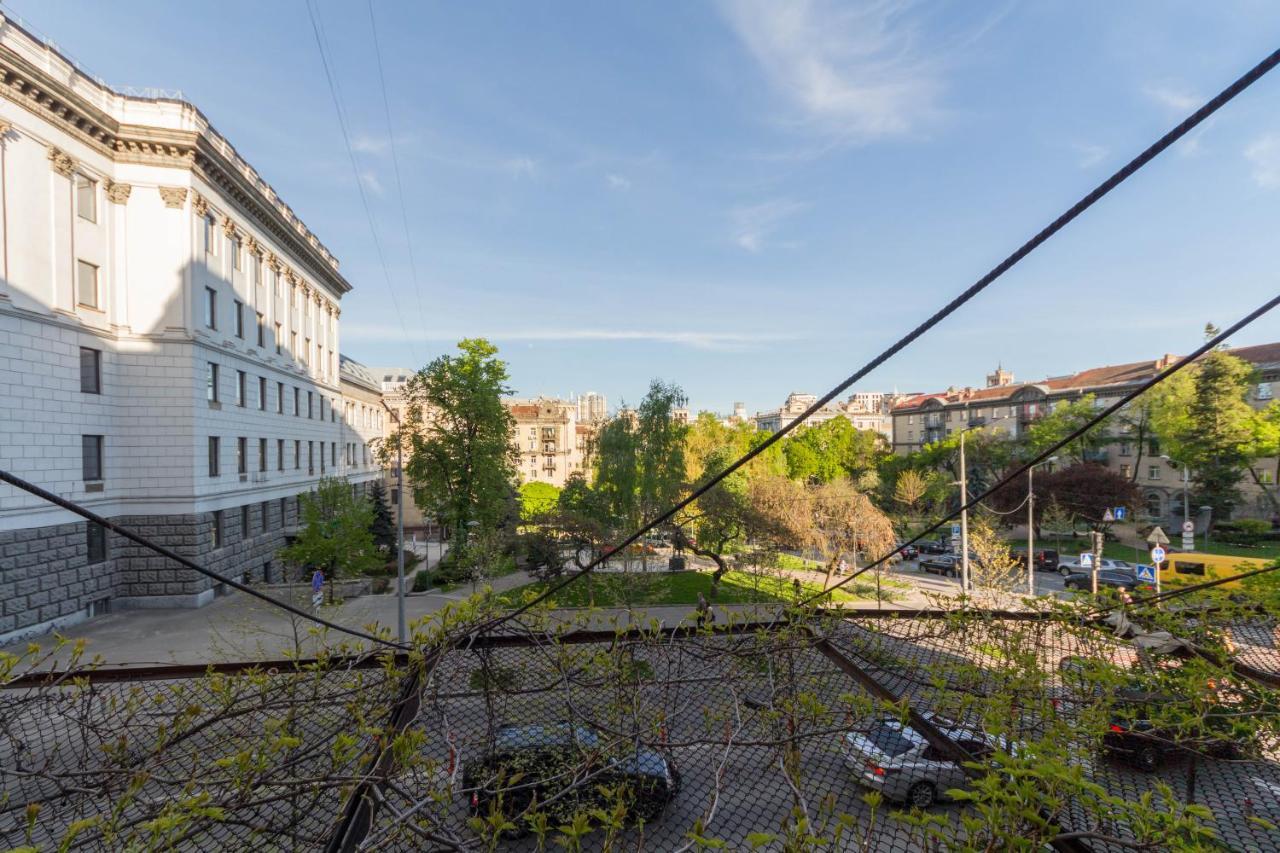 Dayflat Apartments Khreschatyk Kyiv Exterior photo